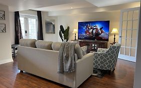 Cozy Lovely Ravine Facing Suite.